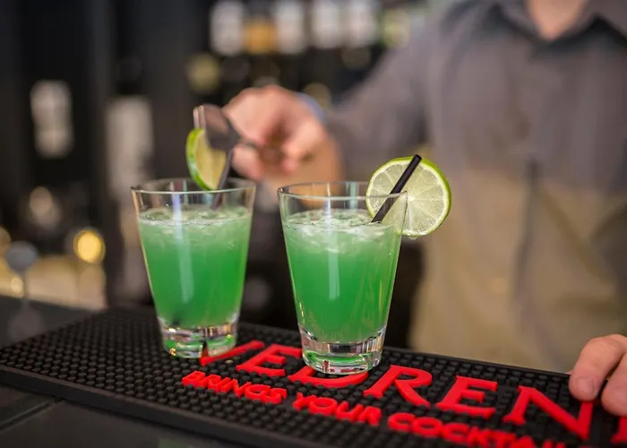 Excelsior & Chamonix