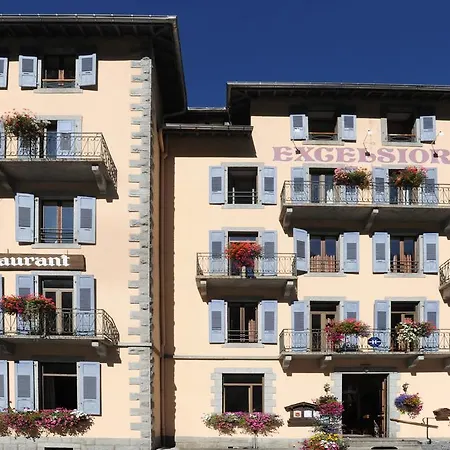 Excelsior & 4* Chamonix