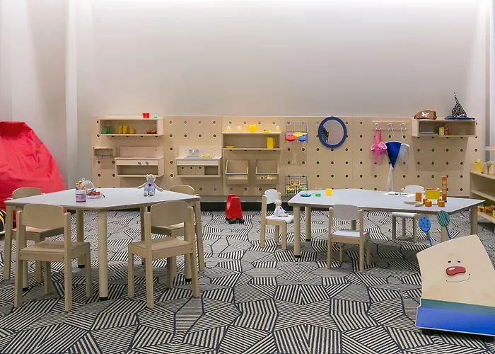 Excelsior & מלון שאמוני