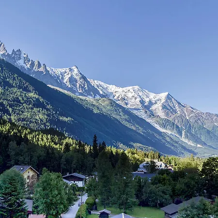 Excelsior & 4* Chamonix