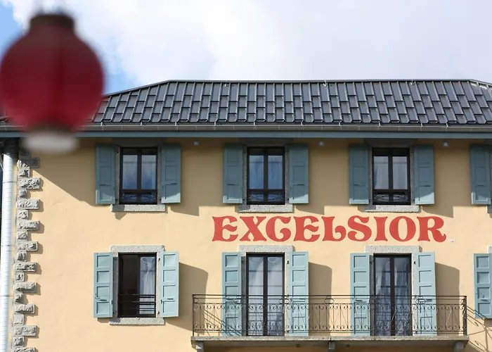 Excelsior & Hotel